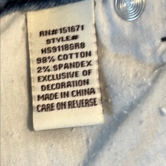 HOT KISS 💋 Junior Frayed Denim cutoff Shorts size 7 - Picture 9 of 9